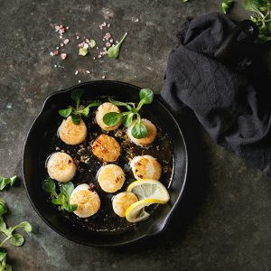 Seared Scallops with Lemon Butter Sauce