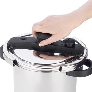 Step 2 - place the ezlock lid on the pot