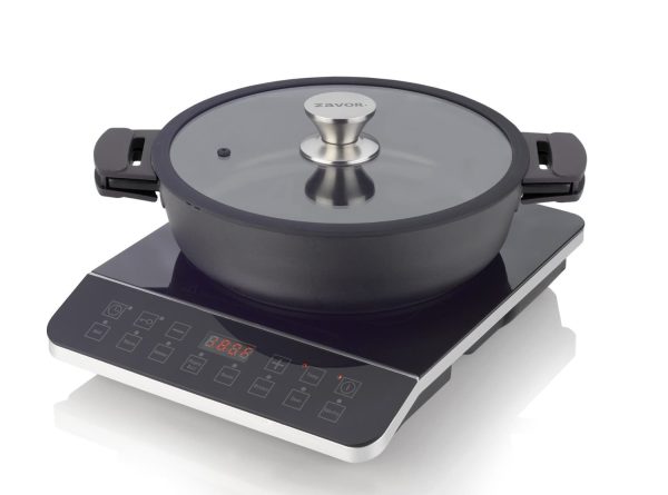 Onyx Induction with Noir Saute Pan