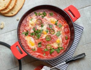 4.5qt saute pan lifestyle – red grips